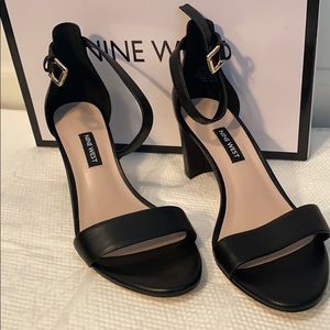 Nine West Black Pruce Ankle Strap Sandal, 7.5M NWT